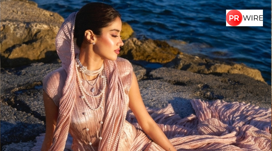 Janhvi-Kapoor-pays-tribute-to-mom-Sridevi-with-her-outfit-for-Cannes-red-carpet-debut