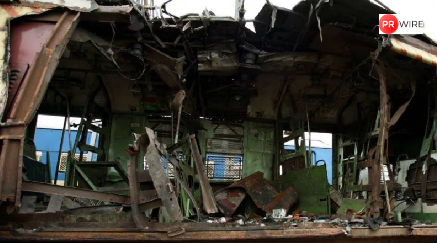 2006 Mumbai train blasts_ HC acquits all 12 convicts, including 5 on death row