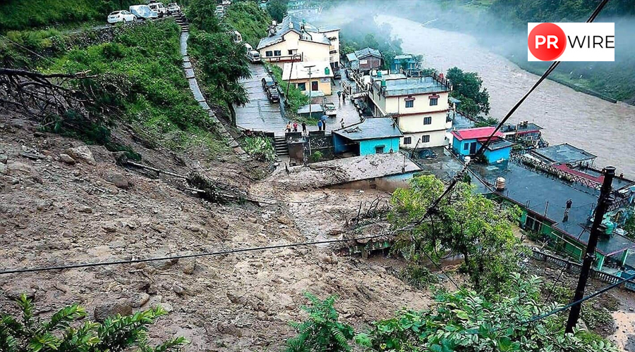 Cloudbursts-in-Uttarakhand's-Rudraprayag,-Chamoli,-says-CM;-families-trapped-due-to-debris