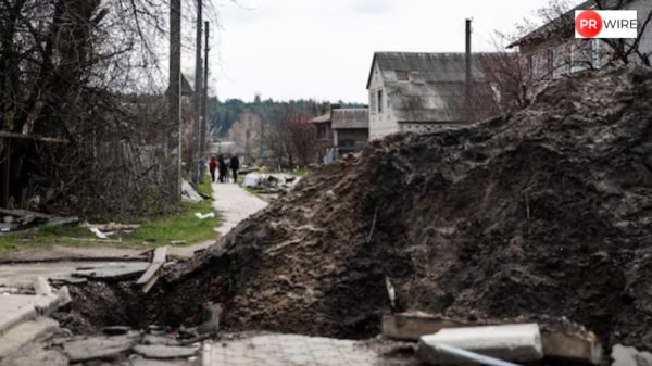 Magnitude 7.5 earthquake leaves 2 dead in Philippines, forces tsunami evacuations