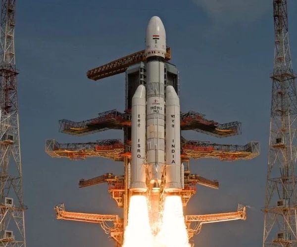 BlueBird-2 launch_ ISRO's ‘Baahubali’ rocket LVM3-M6 lifts off with its heaviest payload ever; PM showers praises
