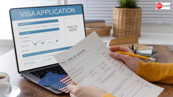 Texas H-1B visa freeze_ Will private firms be affected by Gov. Greg Abbott's decision_