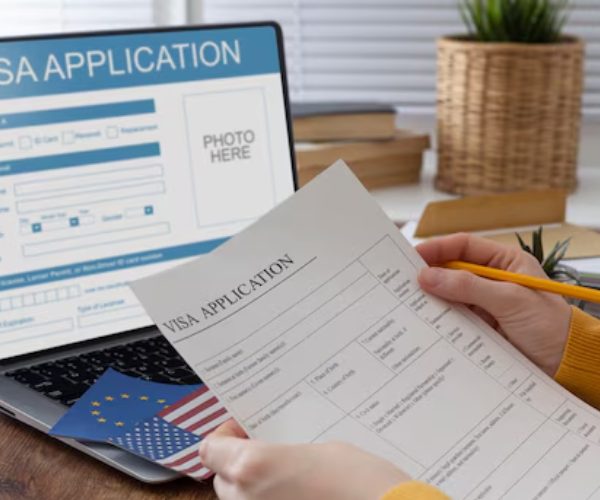 Texas H-1B visa freeze_ Will private firms be affected by Gov. Greg Abbott's decision_